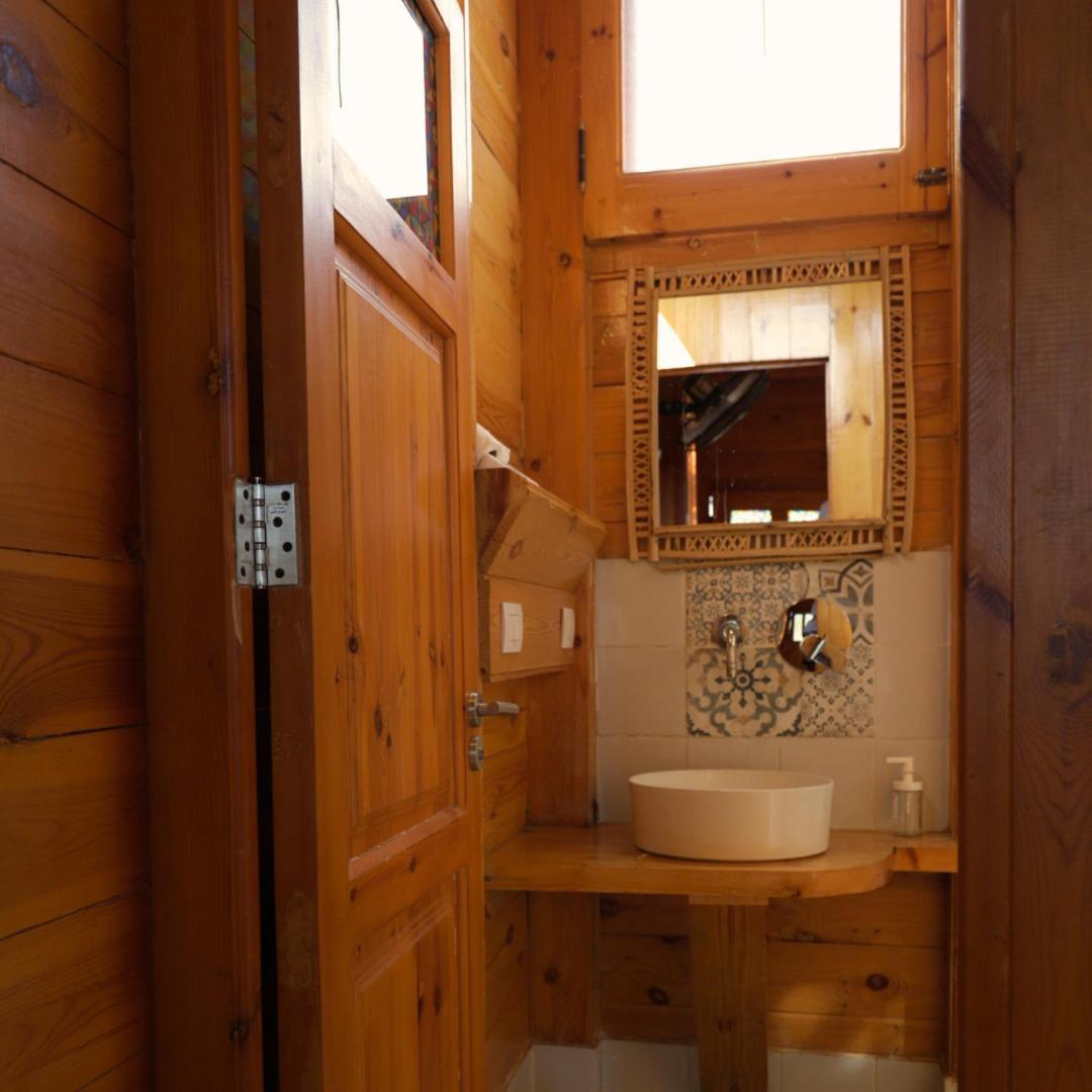 Northern Lake Lodge Izbat Ilyas Eksteriør bilde