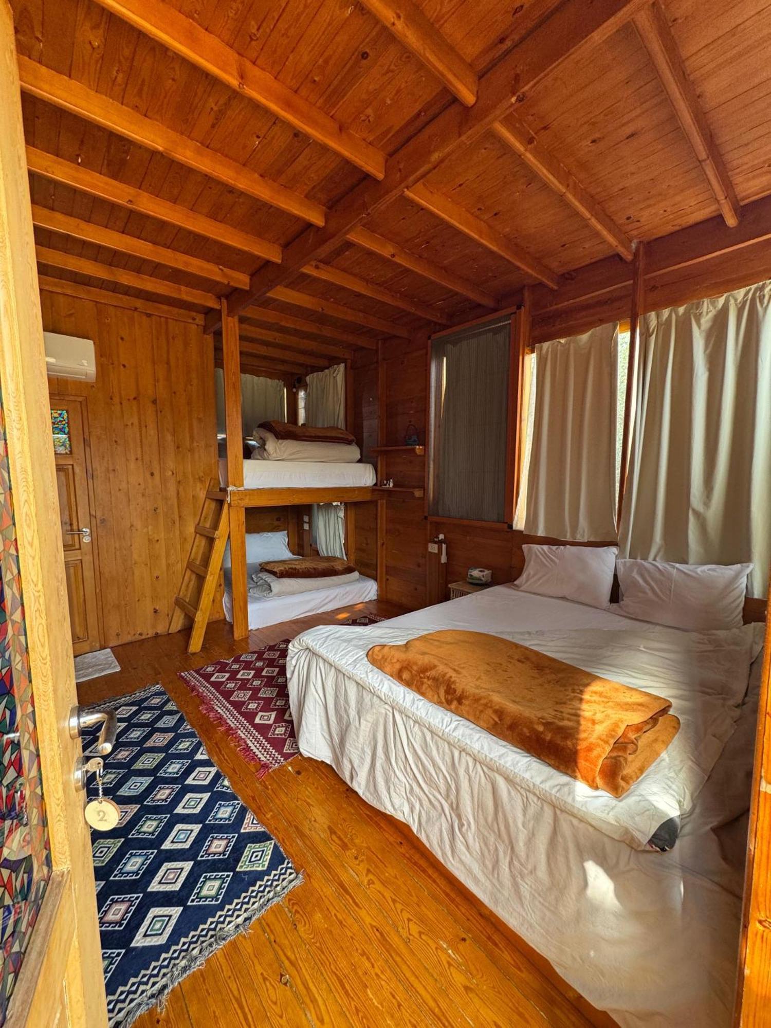 Northern Lake Lodge Izbat Ilyas Eksteriør bilde